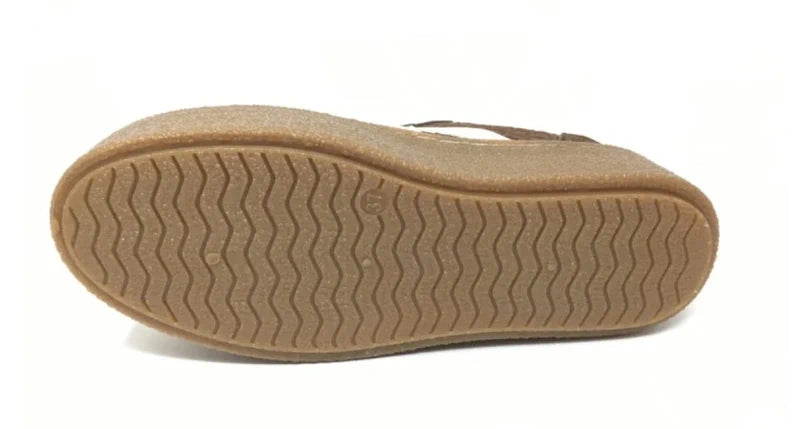 Ref. 30125 Zapatillas cafe / coffee