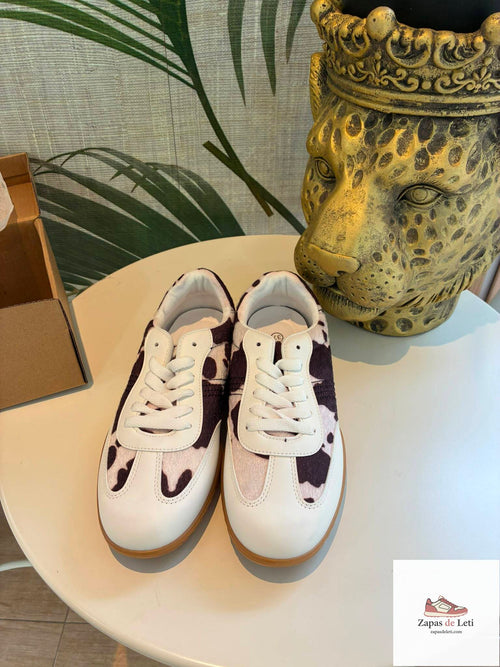 Ref. 2272 Zapatillas blancas cow print