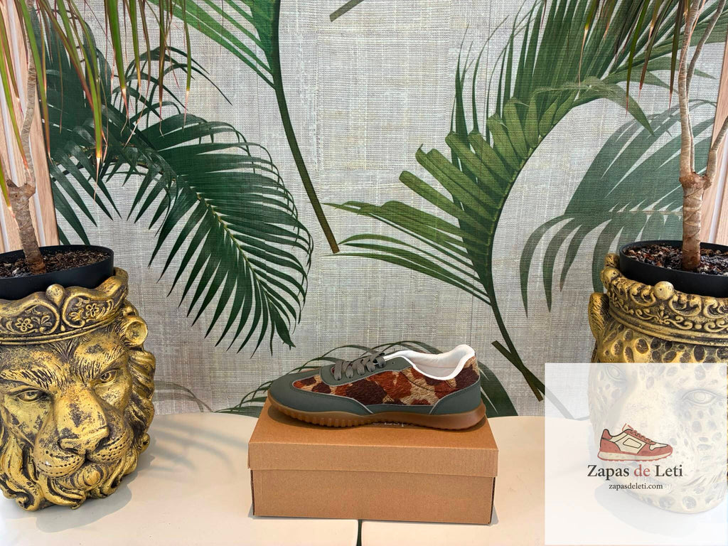 Ref. 2275 Zapatillas Animal print jirafa verde