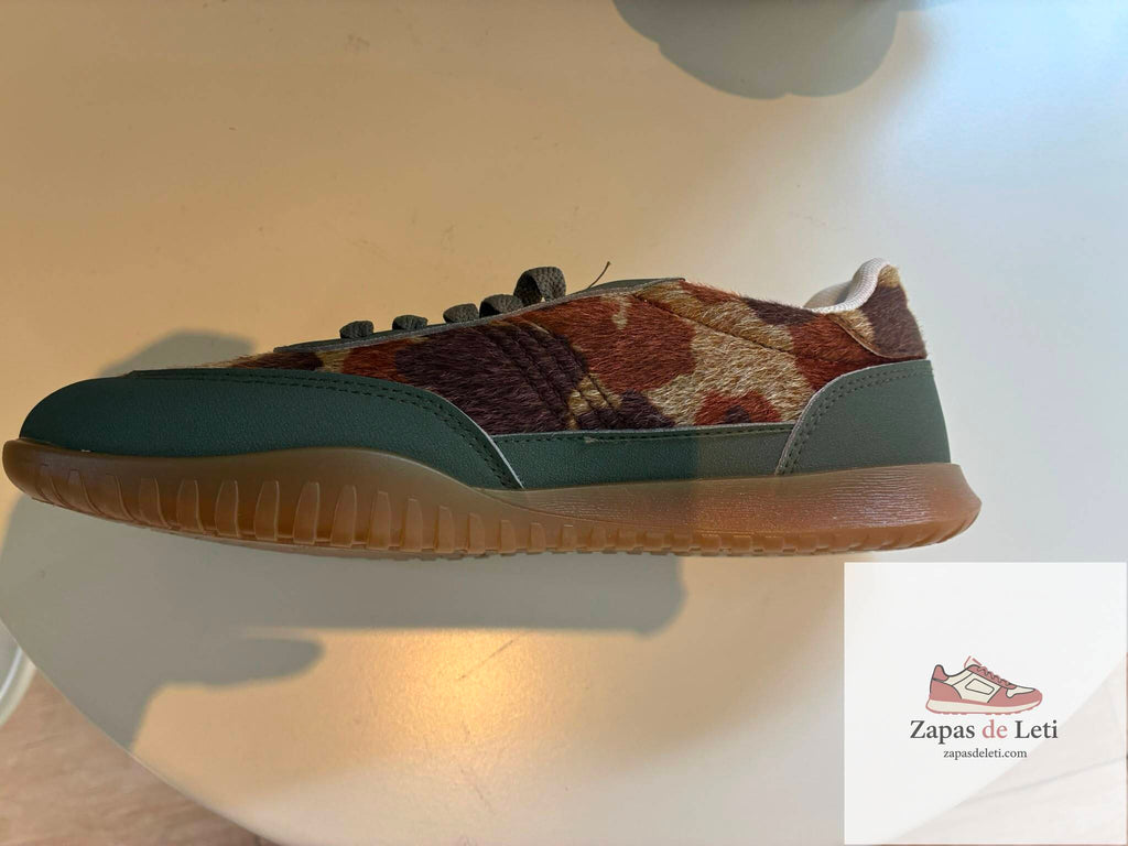 Ref. 2275 Zapatillas Animal print jirafa verde